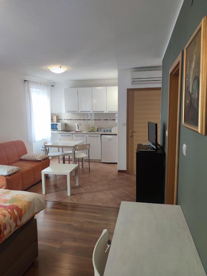 Apartment Casa Nova Rovinj Exterior photo
