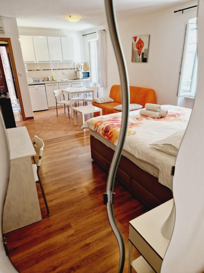 Apartment Casa Nova Rovinj Exterior photo