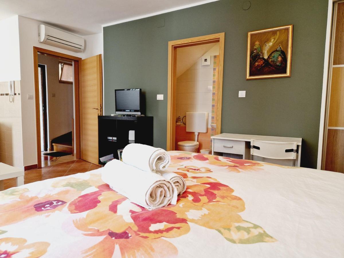 Apartment Casa Nova Rovinj Exterior photo